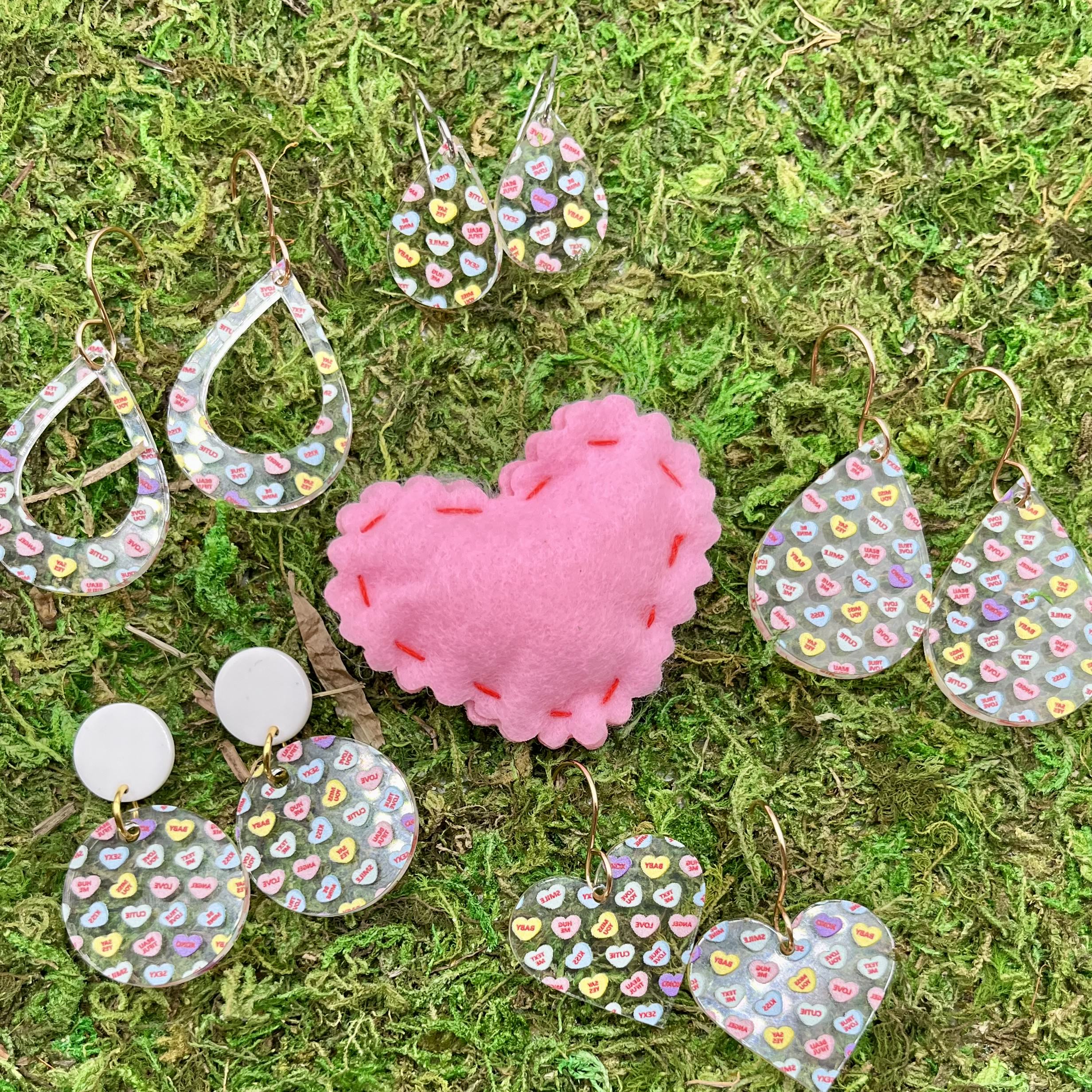 DIY Valentine Day Resin Jewelry-5-2 - Resin Crafts Blog
